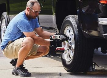 Electric vs Air Impact Wrench: Which One To Choose?