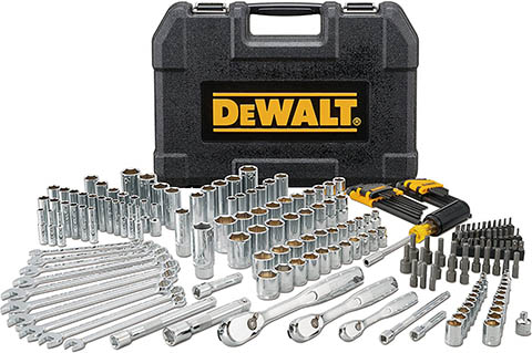 10 Best Mechanics Tool Sets for the Money in 2022 – Reviews & Guide