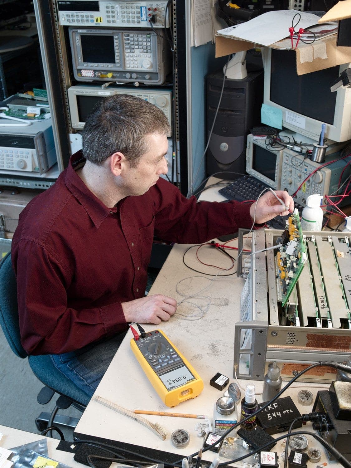 10 Best Multimeters for Electronic Technicians – Reviews & Guide 2022