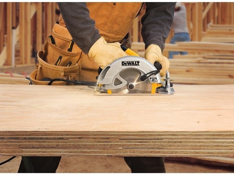 Festool vs DeWalt: Which Power Tool Brand is Better in 2022?