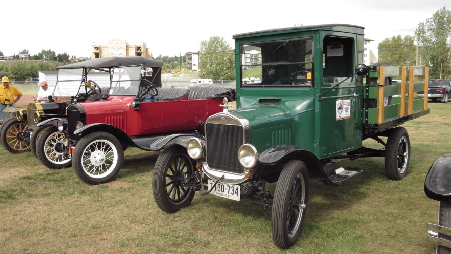 15 Ford vs. Chevy Statistics You Should Know