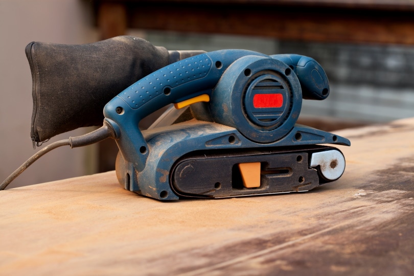 Belt Sander vs Orbital Sander: Which to Choose?