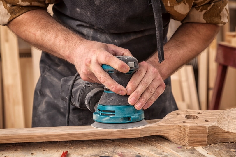Belt Sander vs Orbital Sander: Which to Choose?