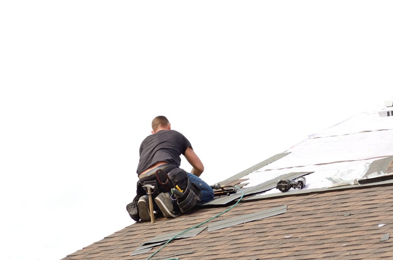 What is the Average Cost to Tear Off and Replace a Roof in 2022?