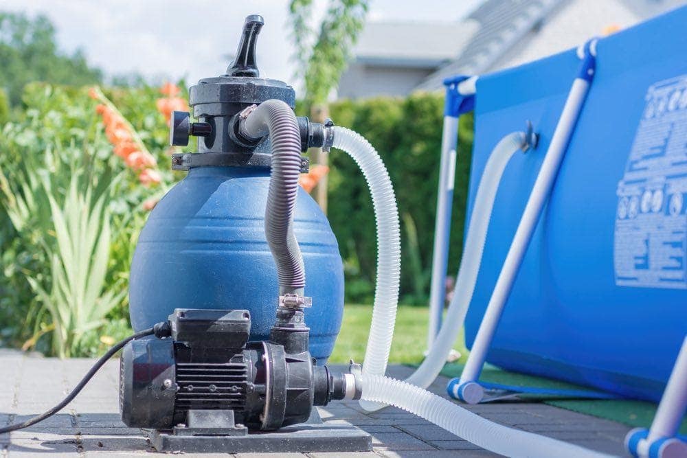 Sand vs Cartridge Pool Filters: What&#8217;s the Difference?