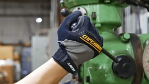 10 Best Heavy-Duty Work Gloves of 2022 &#8211; Reviews &#038; Buyer&#8217;s Guide