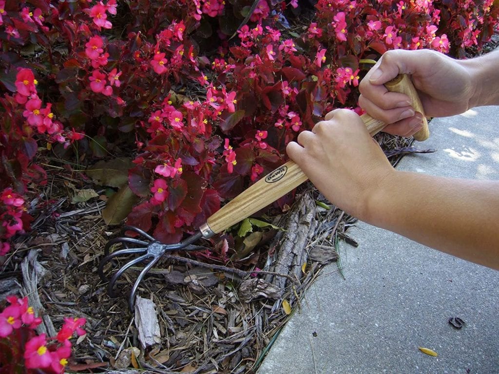 10 Best Hand Tillers of 2022 – Manual Models Reviewed & Compared