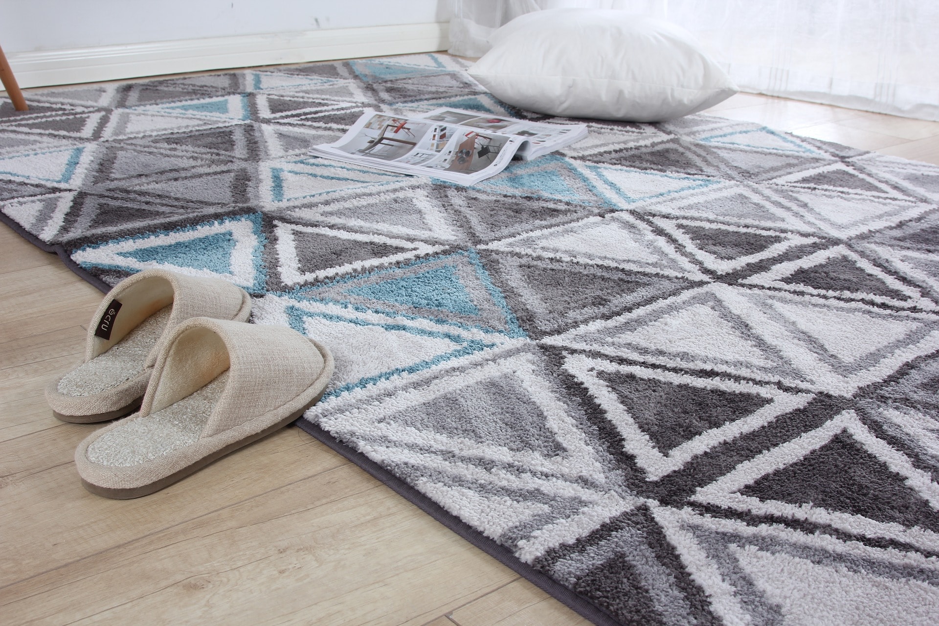 9 Family Room Carpet Trends in 2022 – Design Ideas for a Modern Home
