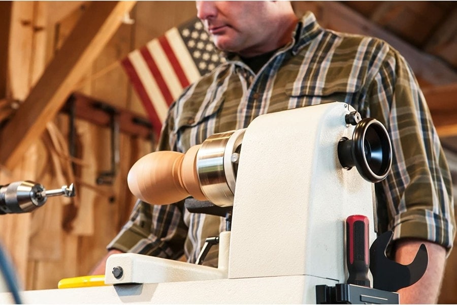 10 Best Wood Lathes of 2022 – Reviews, Top Picks & Guide