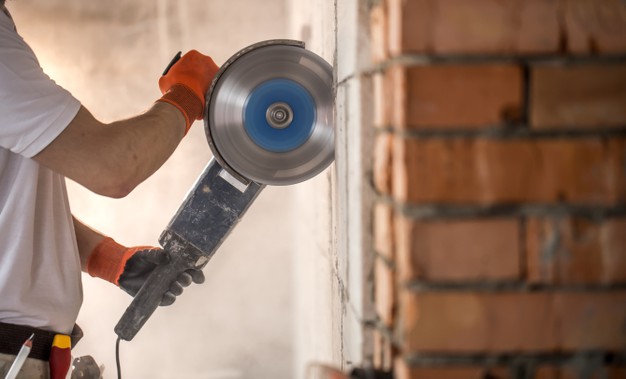40 Must-Have Tools for the Aspiring Handyman