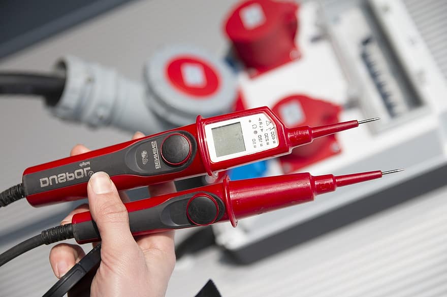 40 Must-Have Tools for the Aspiring Handyman