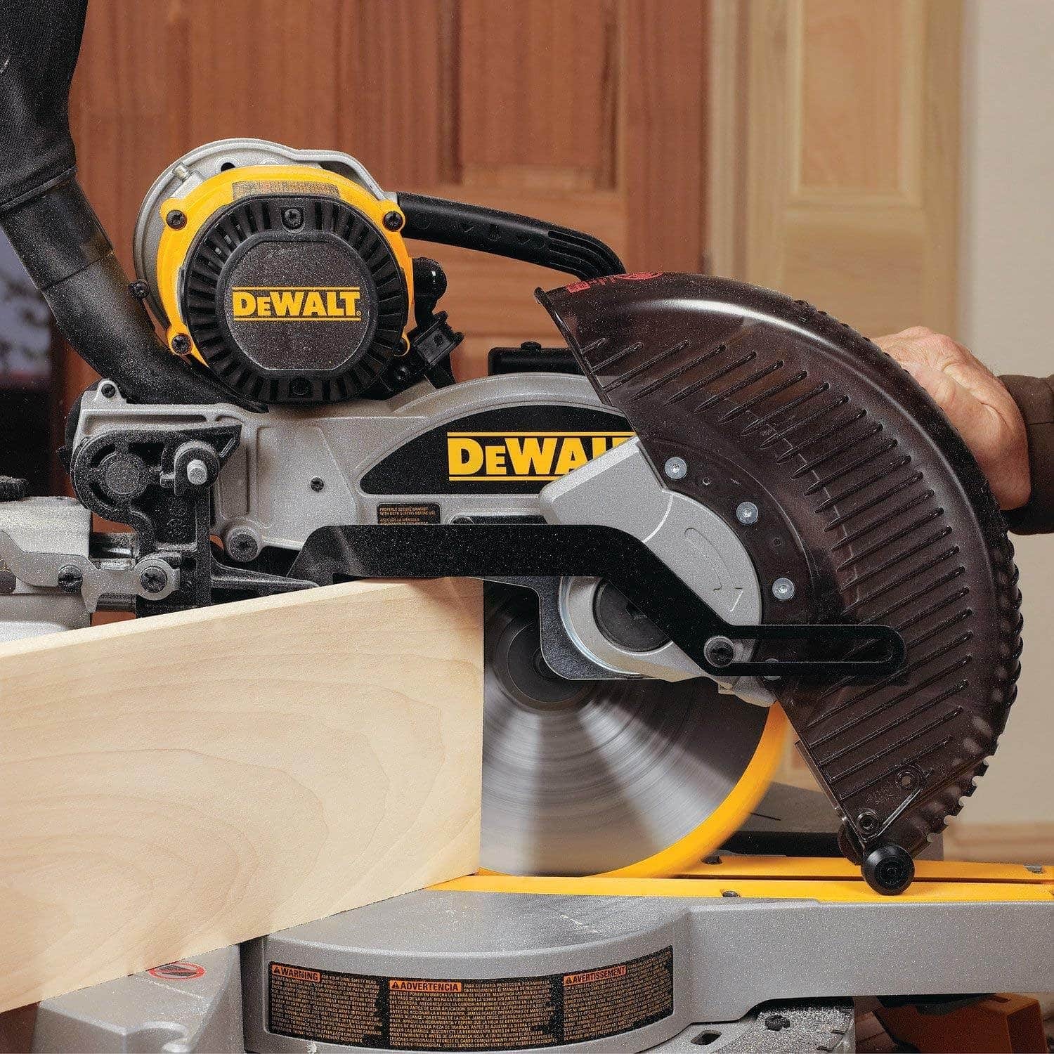 DeWalt DW717 Miter Saw Review