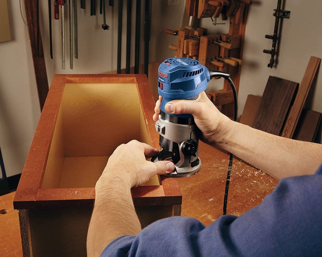 Fixed Base vs Plunge Router: How to Choose?