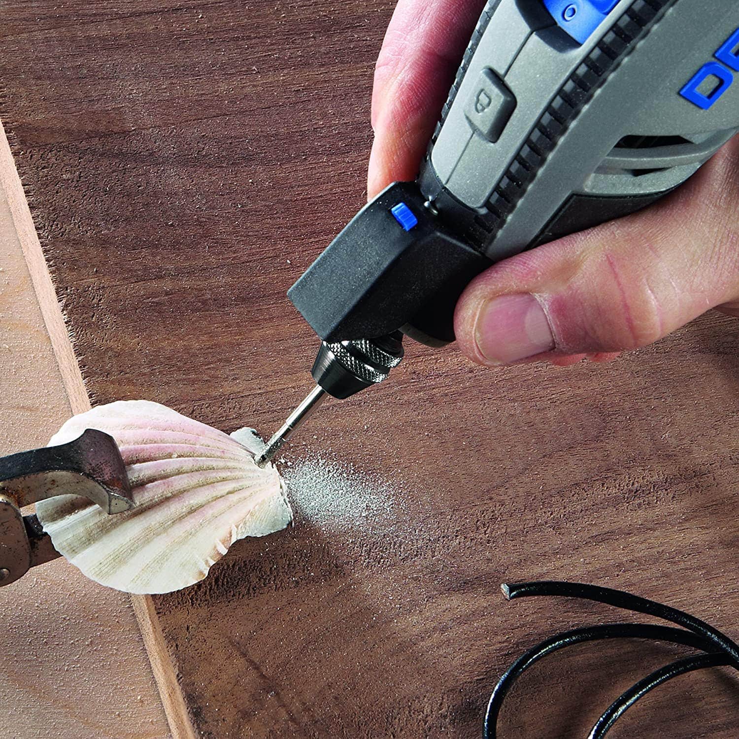 7 Best Dremels for Wood Carving 2022 – Reviews & Buying Guide