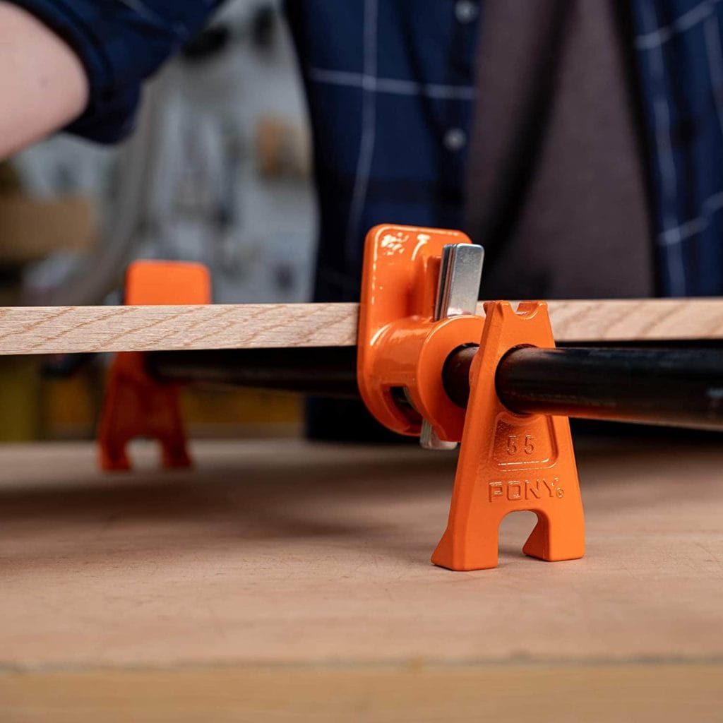 6 Best Pipe Clamps 2022 – Reviews & Top Picks