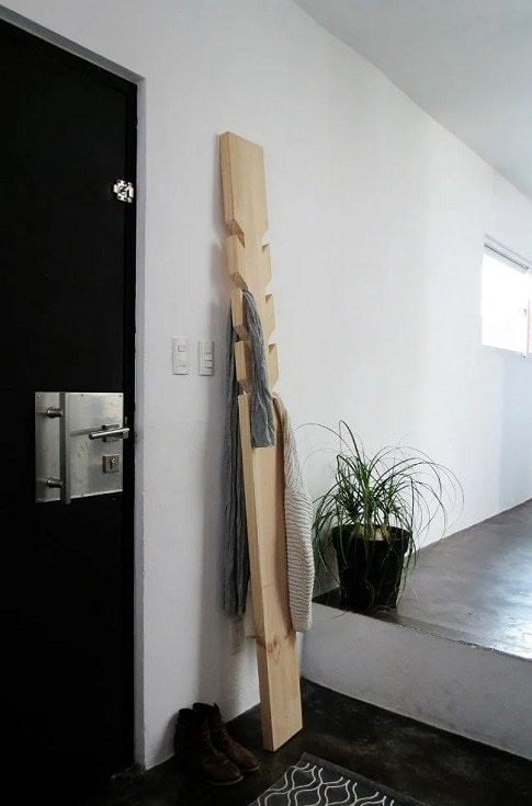 24 Free DIY Coat Rack Plans You Can Make Today