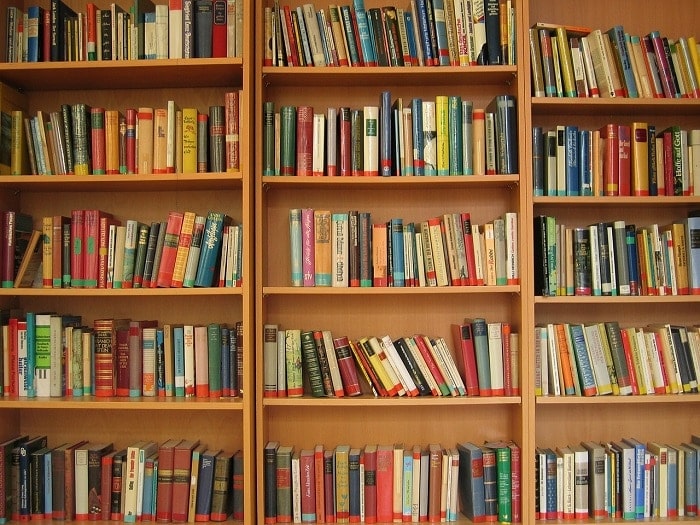 21 Free DIY Bookshelf Plans You Can Build Today