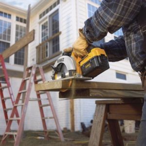 Best Budget Circular Saws under $100 – Top Picks & Reviews 2022