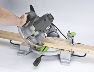 Miter Saw vs Circular Saw: Which is Best for Your Needs?