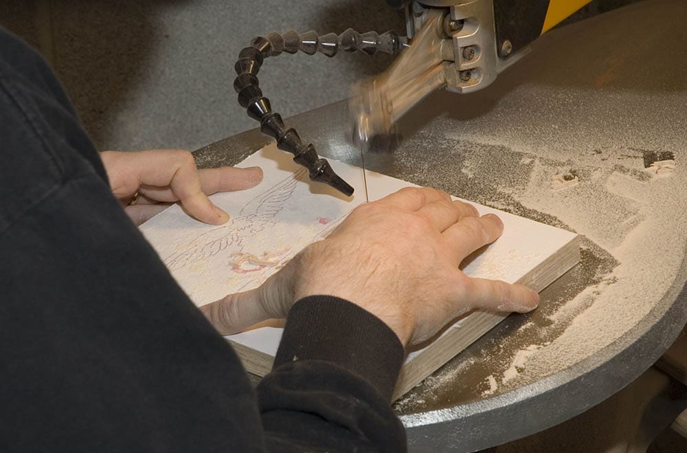 Scroll Saw vs Jigsaw: Which is Best for Your Needs?