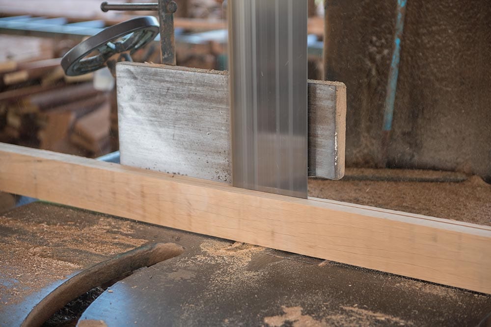 5 DIY Bandsaw Mill Plans You Can Build Today