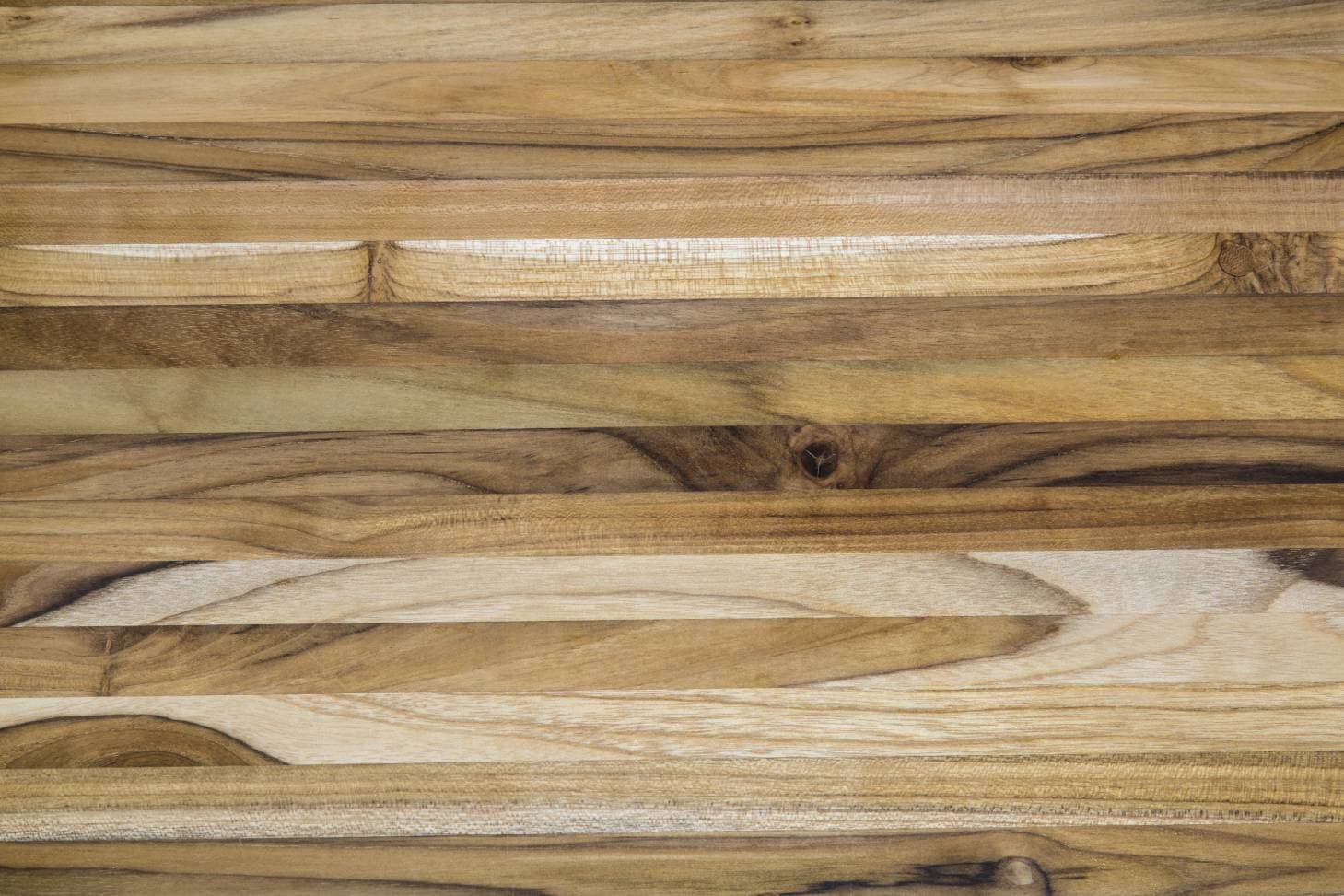 27 Different Common Types of Wood Grain Patterns (With Pictures)