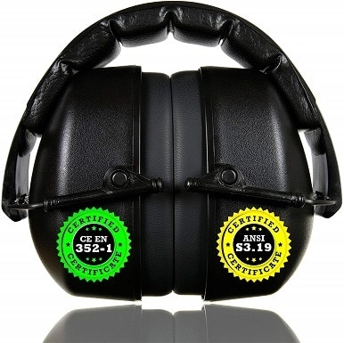 10 Best Hearing Protections for Lawn Mowing in 2022 – Reviews & Top Picks