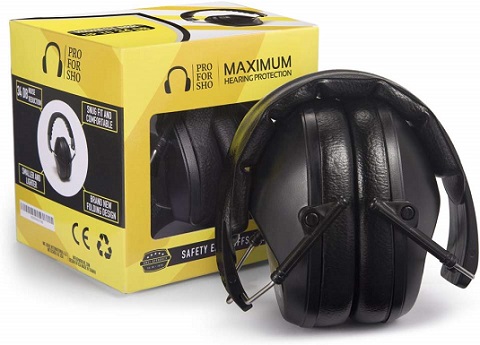 10 Best Hearing Protections for Lawn Mowing in 2022 – Reviews & Top Picks