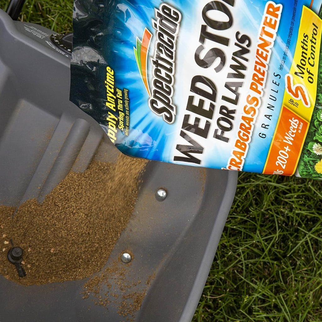 10 Best Crabgrass Killers of 2022 – Reviews & Top Picks