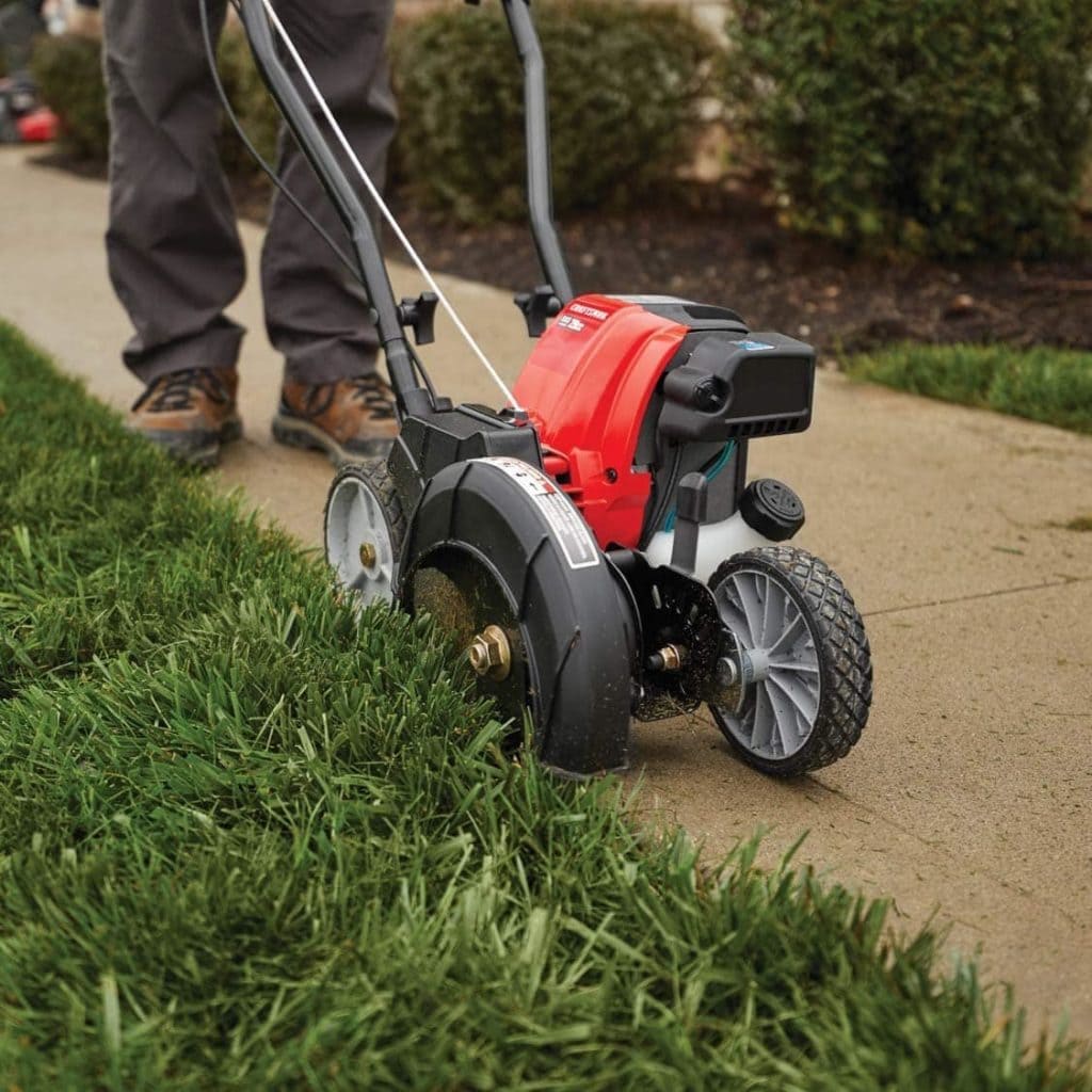 6 Best Gas Lawn Edgers of 2022 – Reviews & Top Picks