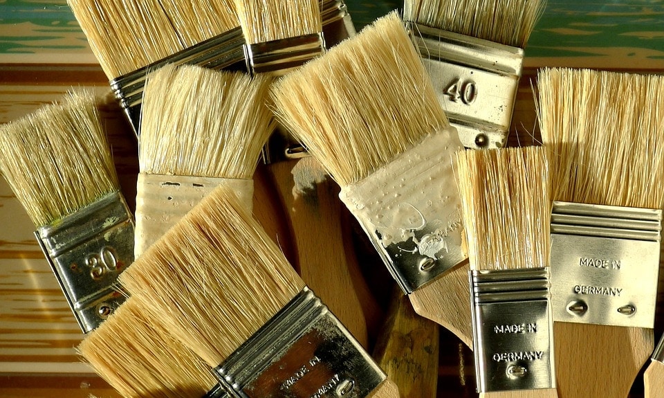 31 Essential Painting Tools For Homeowners (Complete List)