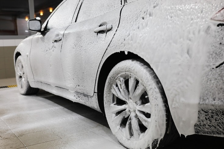 Foam Cannon vs Hand Wash: Which Is Better For You?