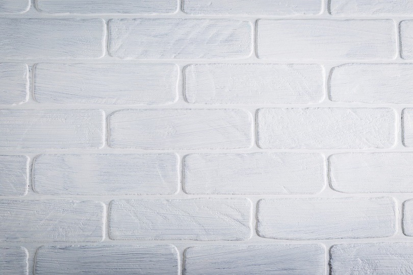 How to Whitewash Brick (5 Quick & Easy Steps)