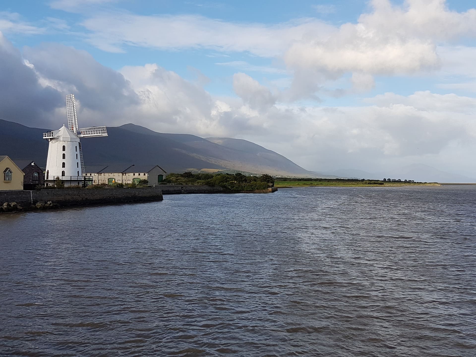 21 Safest Places to Live in Ireland (2022 Update)