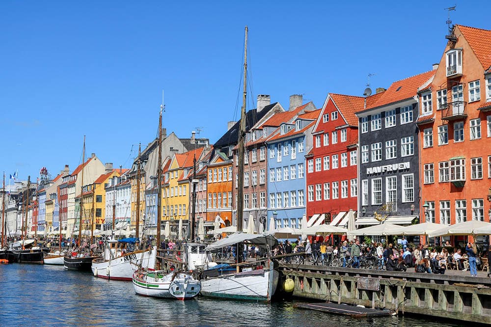 20 Safest Cities In The World (2022 Update)