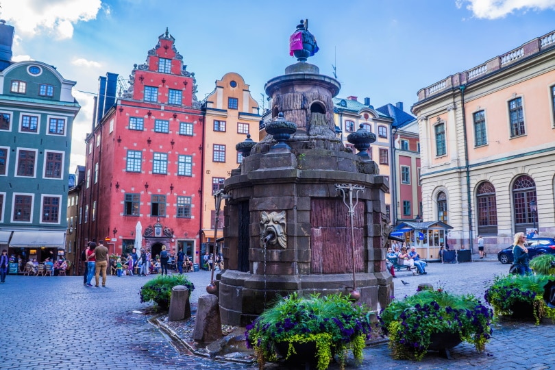 20 Safest Cities In The World (2022 Update)
