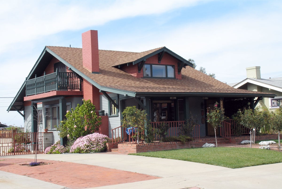 25 Types of Houses (with Pictures)