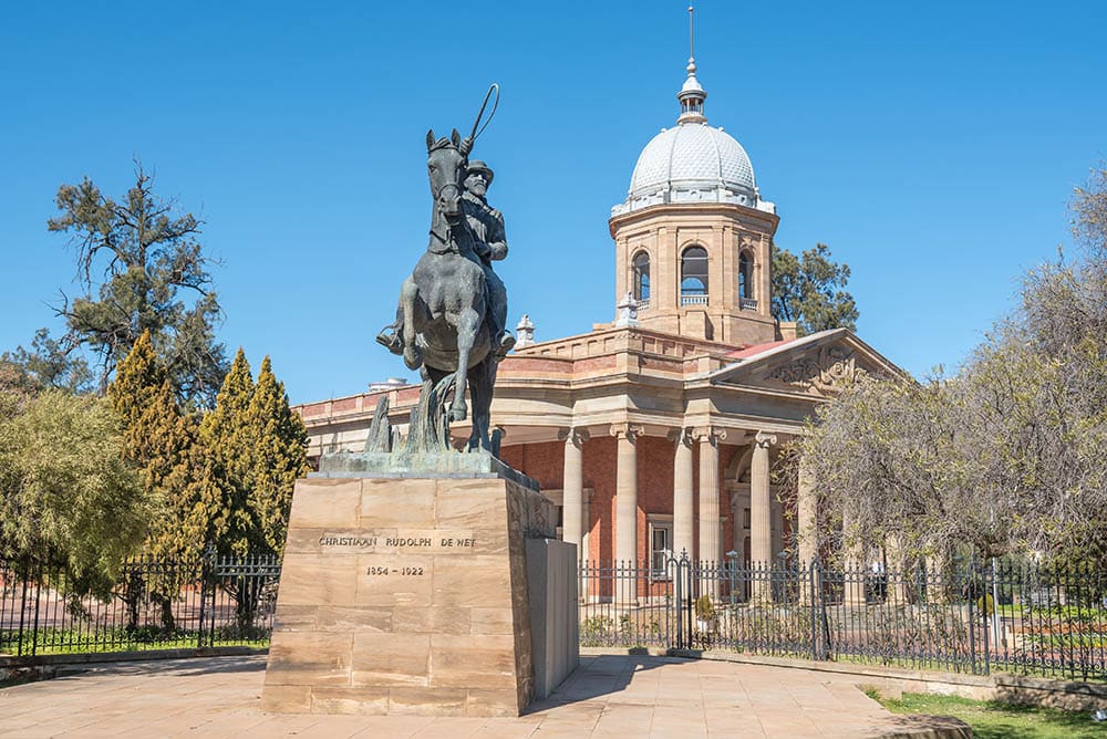 15 Safest Cities in South Africa (2022 Update)