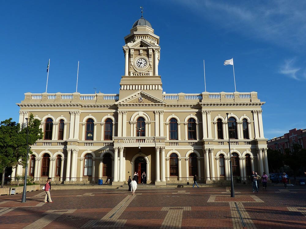 15 Safest Cities in South Africa (2022 Update)