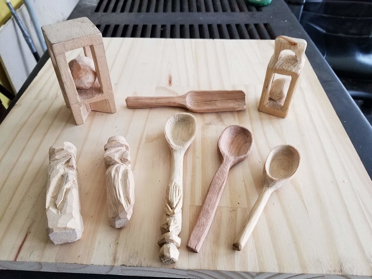 8 Different Types of Wood Carving (With Pictures)