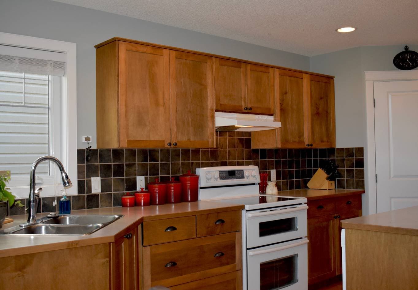 What Is the Best Wood for Cabinets? (With Pictures)