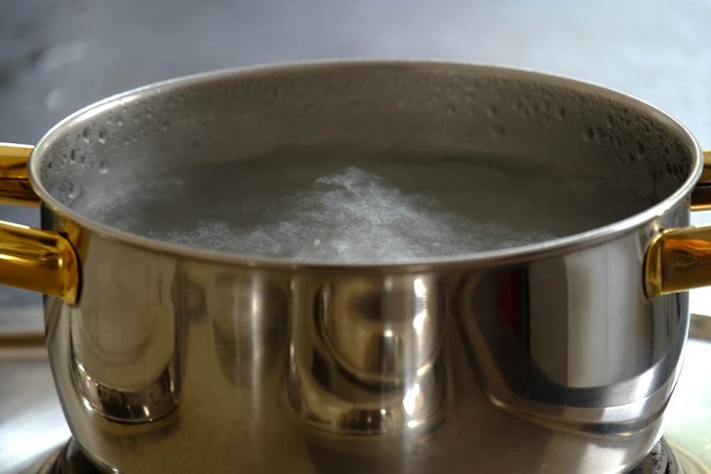 Dry Air In The House: Causes, Symptoms, and Solutions