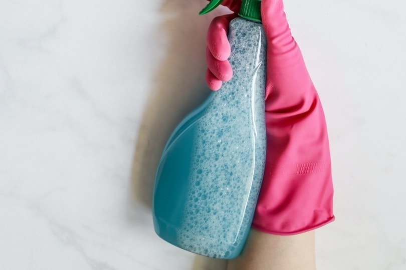How to Get Dog Pee Smell Out of a Mattress: 4 Practical Options