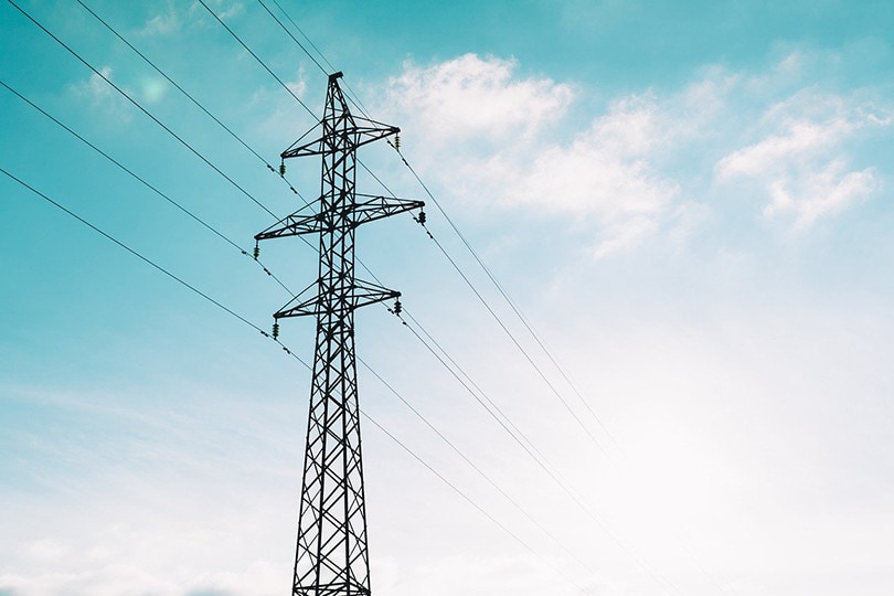 15 Electricity Myths and Misconceptions – You Need to Stop Believing These!