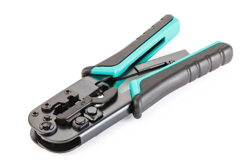 15 Essential Electrician Tools (With Pictures)