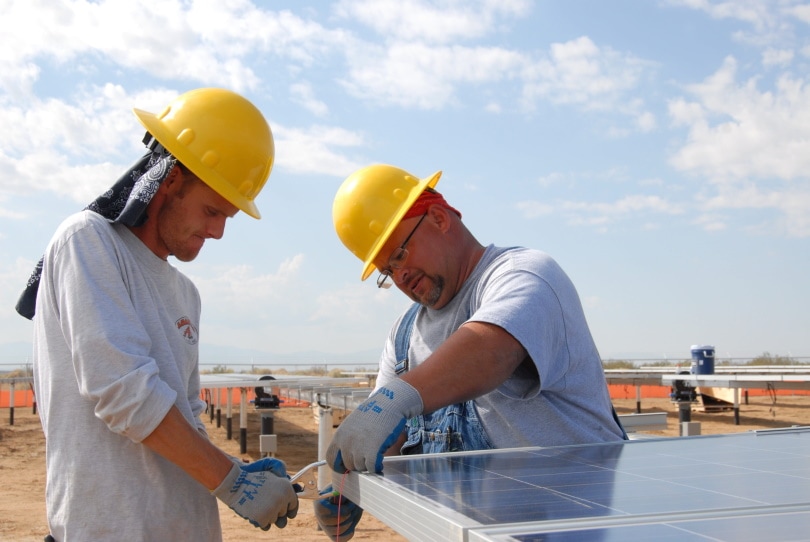 How To Start A Solar Farm In 5 Steps (with Pictures)