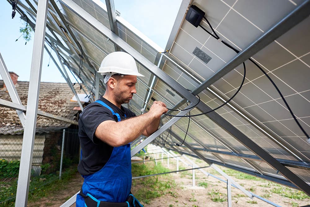 How to Build a Solar Panel in 9 Easy Steps (with Pictures)