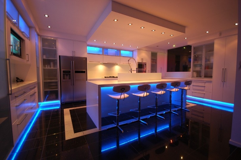 9 Kitchen Lighting Trends in 2022 &#8211; Ideas for a Modern Home