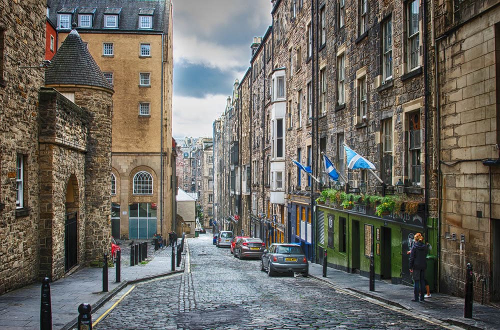 12 Safest Cities In The UK (2022 Update)