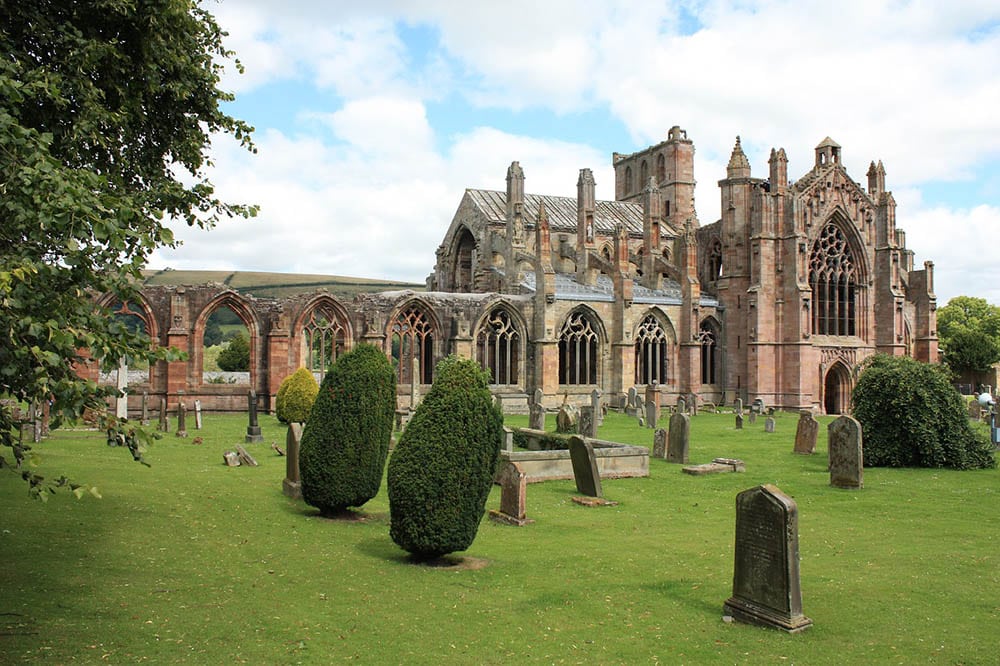 12 Safest Places To Live In Scotland (2022 Update)